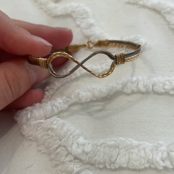 Ronaldo Infinity Bracelet - Picture 3 of 4